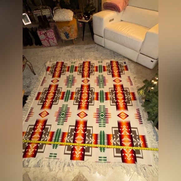 Vintage Pendleton Beaver State Chief Joseph Fringe Wool Throw Blanket 70x70”